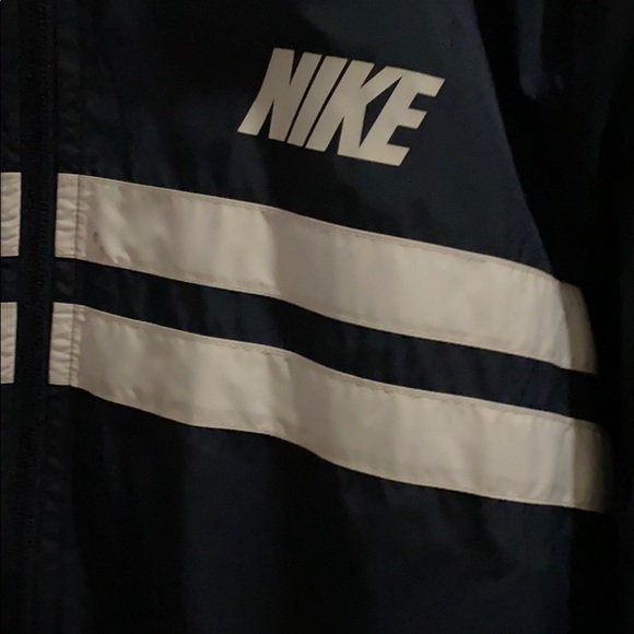 Nike Jacket - Picture 3 of 5